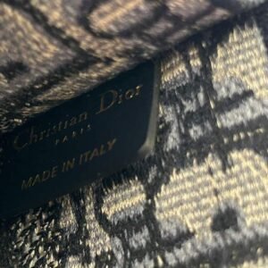 ▪️Dior Mini Book Tote (2020)▪️