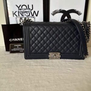 ▪️Chanel New Medium Boy▪️