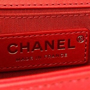 ▪️C H A N E L Old Medium Boy w/ Strap▪️