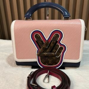 ▪️L V Twist Peace Love Bag ( Limited  Edition)▪️